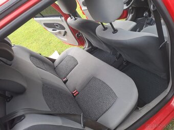 Renault Thalia 1.2 16V (2009) – lacné, spoľahlivé a úsporné - 9