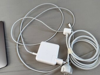 MacBook Pro 13 2017, 16GB RAM, 512GB - 9