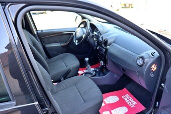 Dacia Duster 1.6 ie Laureate - 9