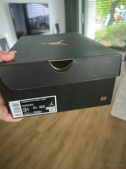 Jordan stay loyal 2, veľ 35.5 - 9