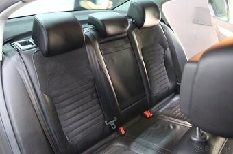 VW Pasat B7 2,0 tdi 4x4 DSG - 9