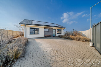 BOSEN | Na prenájom moderný 4-izbový rodinný dom s terasou,  - 9