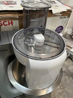 Bosch MUM 56340/06 900W kuchynský robot - 9
