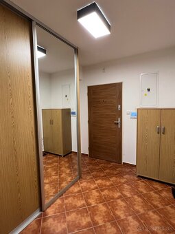 TRIOREALITY - Priestranný 2-izb byt na prenájom - 60 m2 - 9