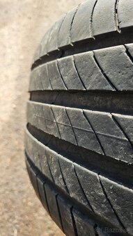 Originální Audi R18 8J ET39 – kvalitní Michelin – - 9