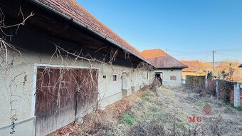 Na predaj rodinný dom v Kolačne pozemok 1395 m2 - 9
