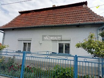 HALO reality - Predaj, rodinný dom Okoličná na Ostrove - EXK - 9
