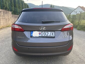2013 Hyundai I30 1.6 MPI Kúpené v SR, 1.Majiteľ, 129 000 km - 9