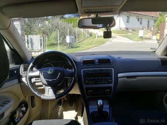 Škoda Octavia 1.8 TSI 4x4, 118 kW, r. 2009, KOMBI - 9