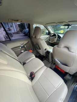 🚗 Na predaj: Volvo XC90 AWD - 9