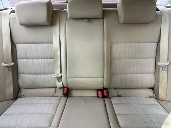 Škoda Octavia combi 2.0 - 9