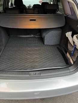 Volkswagen Golf Variant 1.6 TDI BlueMotion Comfortline DSG - 9
