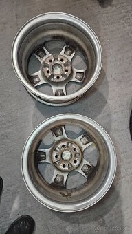 Sada alu diskov Škoda s pneumatikami Matador Hectorra 3 (let - 9