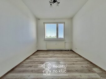 Na prenájom 2-izbový byt na sídlisku Juh v Nových Zámkoch - 9