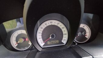 KIA CEED MOCION 1.4 16V 77 KW BENZIN - 9