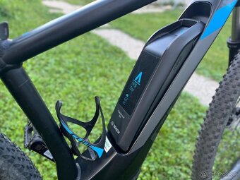Ebike Cube Reaction Hybrid Race 500, iba 1164km, super stav - 9