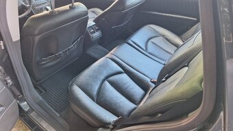 Mercedes-Benz W211 - 9