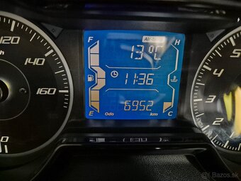 Yamaha X-MAX 300 - 9
