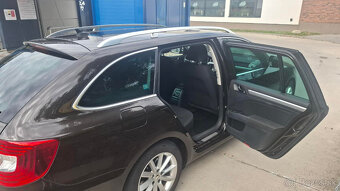 Škoda Superb Combi 1.6 TDI Greenline - 9