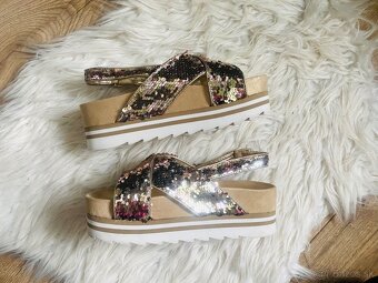 GUESS sandale - 9