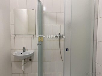 Ubytovacie priestory/izby na prenájom - centrum mesta Senica - 9