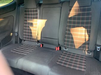 Volkswagen Golf 5 GTI Turbo DSG - 9