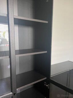 Rohová knižnica IKEA Billy so sklenými dvierkami - 9