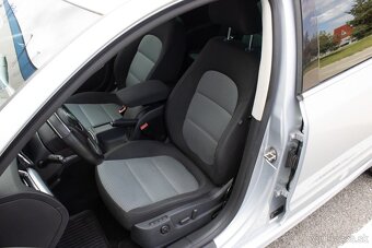 Škoda Superb Combi 2.0 TDI CR 140k Comfort DSG - 9