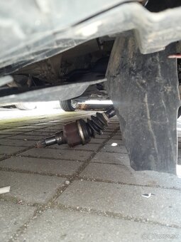 Peugeot 208 - havarované - 9