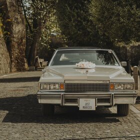 SVADOBNÉ AUTO - Cadillac Fleetwood 1979 - 9
