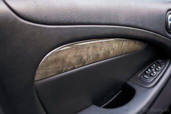 Jaguar S-Type 4.2 V8 Executive - 9