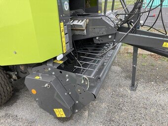 CLAAS Rollant 34 RC - 9
