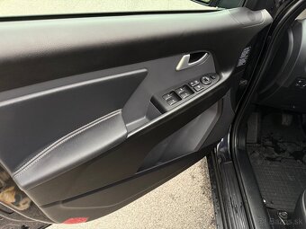 Kia Sportage 1.7 - 9