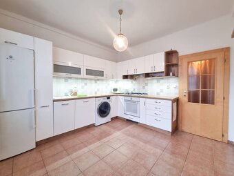 PRENÁJOM - 2i veľký byt s loggiou a klimatizáciou, Dulovo ná - 9