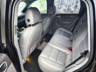 Porsche Cayenne 3.0tdi rok 2009 - 9
