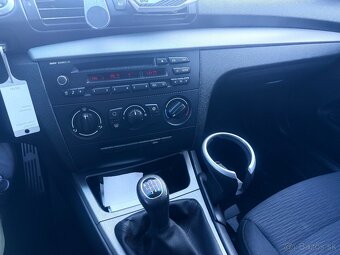 BMW 116d E87 – 2.0d, manuál, 85 kW - 9