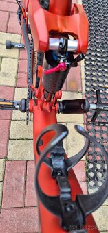 Celoodpružený horský bicykel značky CUBE - 9