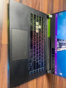 Asus rog strix - 9