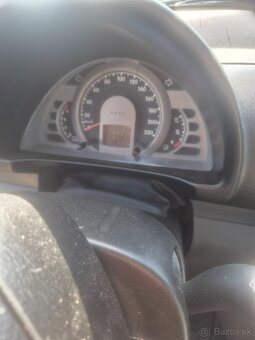 Predam volkswagen fox - 9