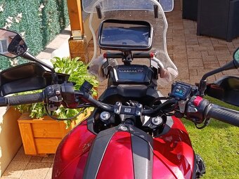 Honda NC750X DCT - 9