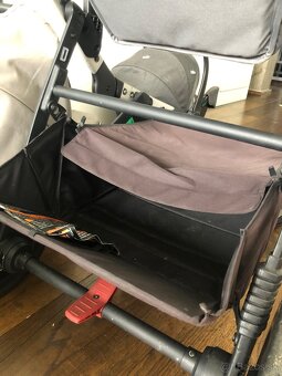 Thule Sleek - 9