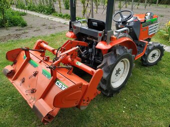 Malotraktor Hinomoto CX-160 4x4 s rotovátorom - 9