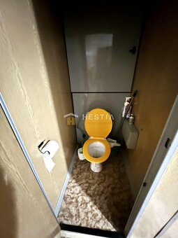 TOP 2 izbový byt s balkónom a výťahom, s pekným výhľadom v B - 9