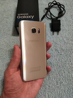Samsung Galaxy S7 Edge 32GB Silver - 9