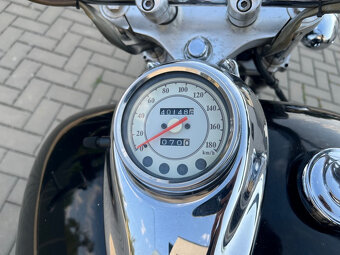 Yamaha XVS 650 Dragstar Classic - 9