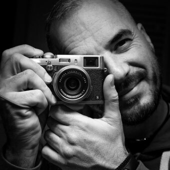 FUJIFILM X100S silver - 9