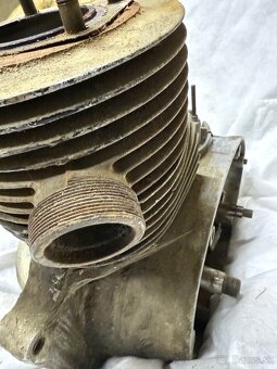 Motor jawa 250/353 - 9