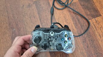 Xbox One S 500GB  + Forza Horizon 3 + 2 ovládače - 9