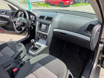 OCTAVIA COMBI 1.6 CRTDI 77KW ELEGANCE - 9