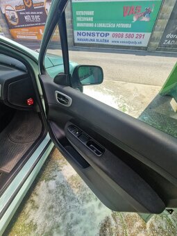 Peugeot 307 SW - 9